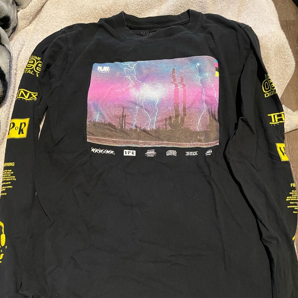 Long sleeve Fashion Nova shirt